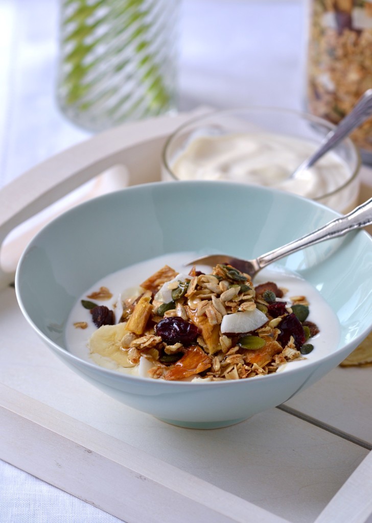 Crunchy Tropical Granola with Coconut Yogurt | coconutandberries.com