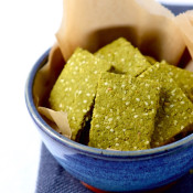 Green Hummus Crackers
